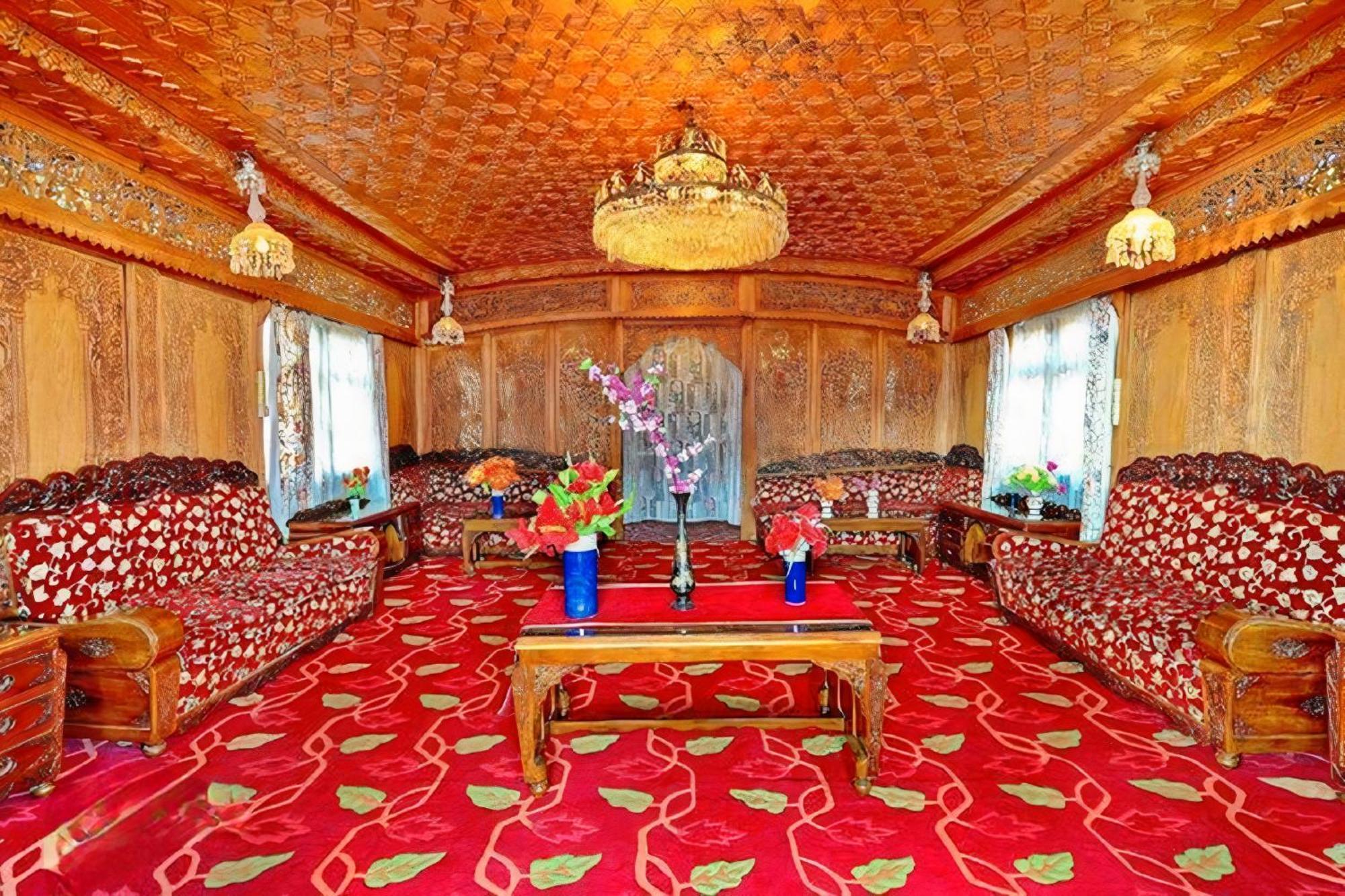 Amina Group Of Houseboats Hotel Srīnagar Exterior foto